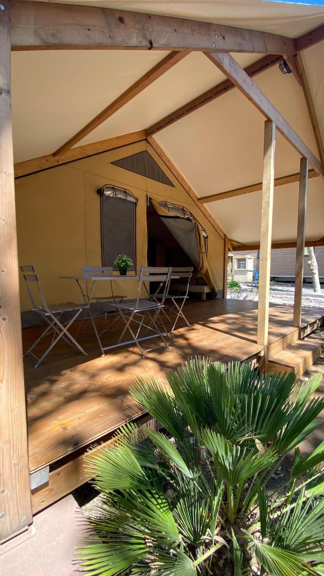Il Pampaleone Glamping And Resort Acireale Bagian luar foto